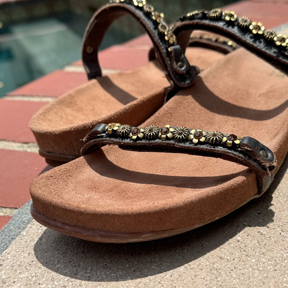 Naot Brown Sandals with Beautiful Suede Footbed and Embellished Straps